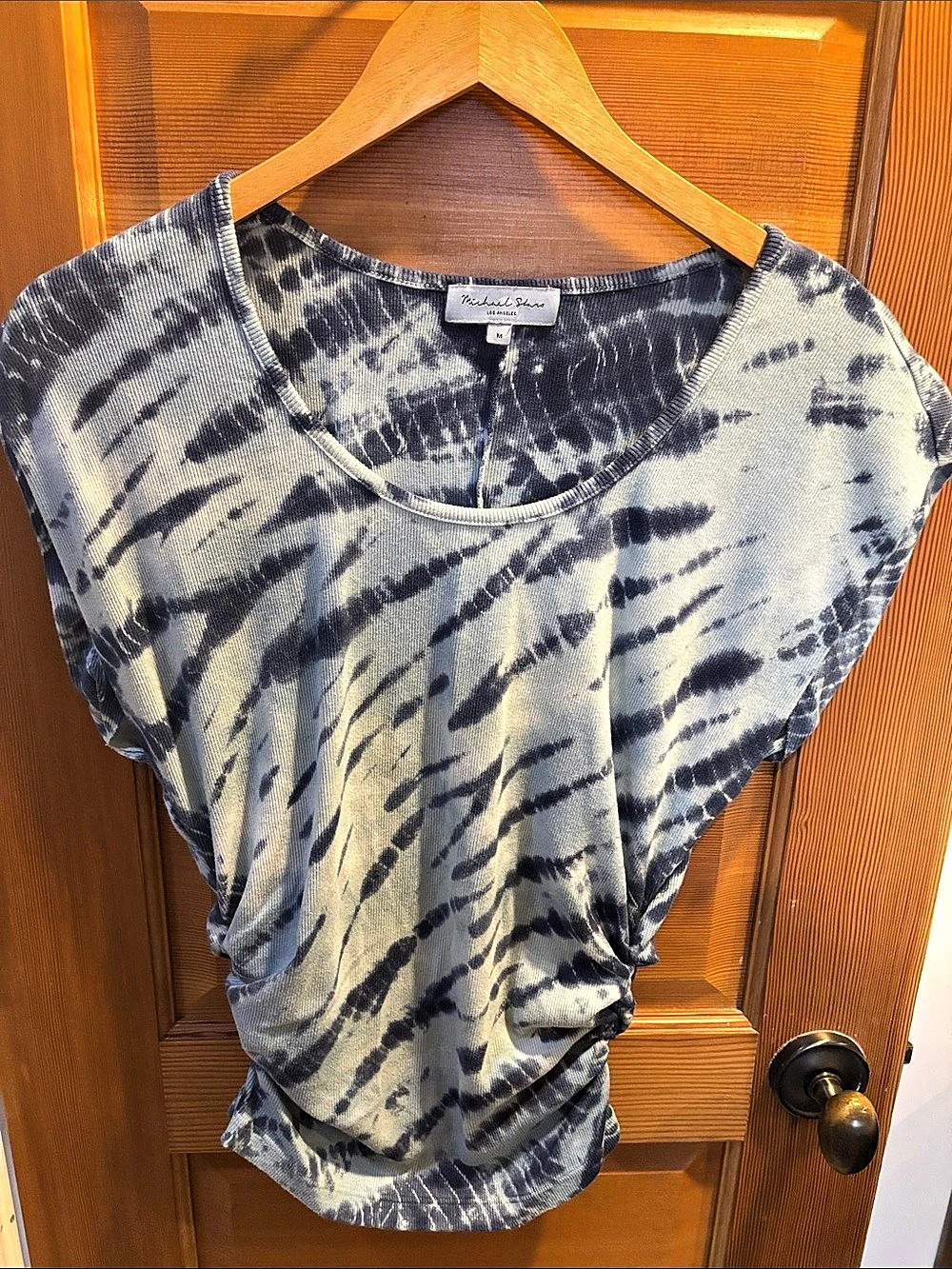 From Evereve Michael Stars Tie-Dye Short Sleeve Top in Blue & White Size Medium
